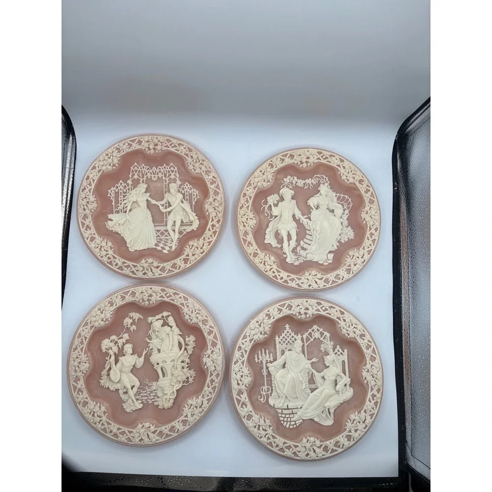 Incolay Studios Shakespearean Lovers Plate Set of 4 Rose Carnelian Roger Akers